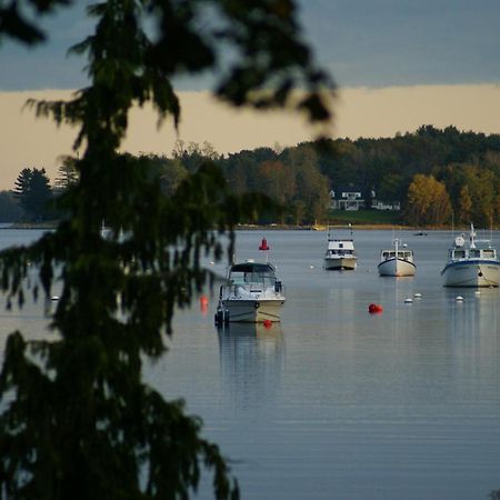Fisherman'S Daughter B&B Mahone Bay Eksteriør billede